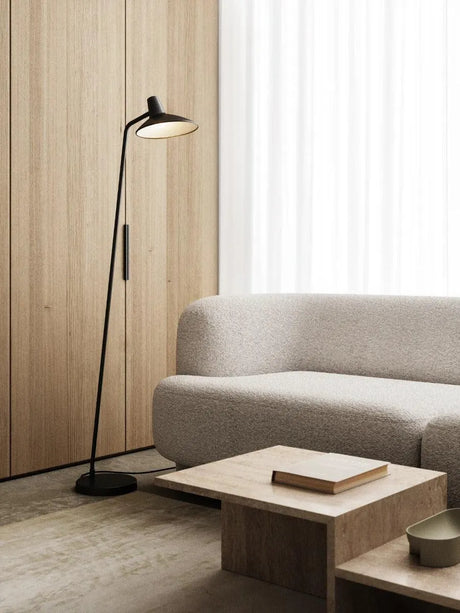 Mat zwarte vloerlamp met E14 fitting en schakelaar nordlux darci 