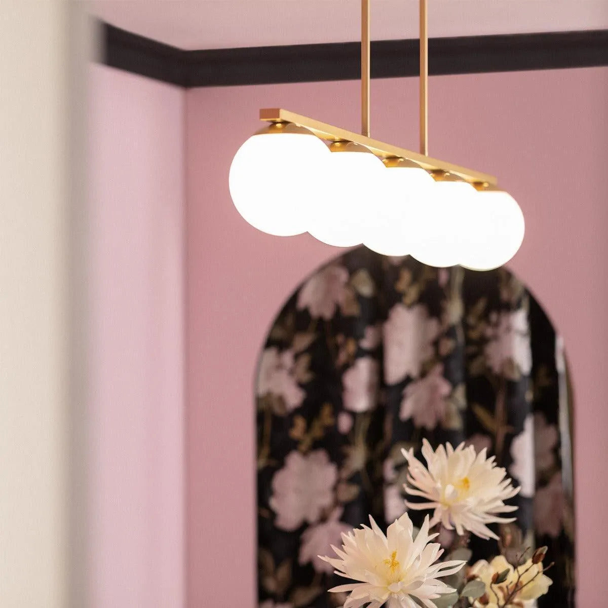 Hanglamp messing eeettafel modern 'Bokor' e27 fitting opaal glas 115cm - FOIR