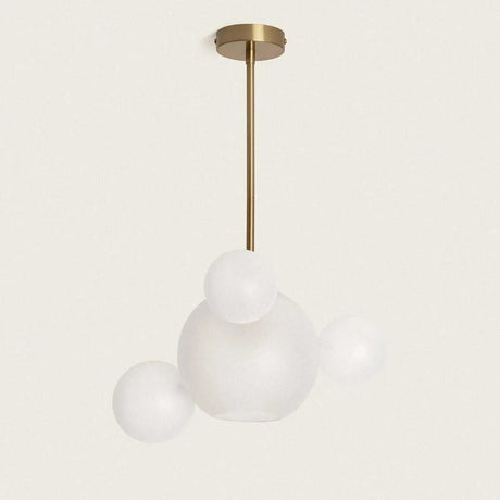 Hanglamp goud met opaalglazen kappen en een E27 fitting 