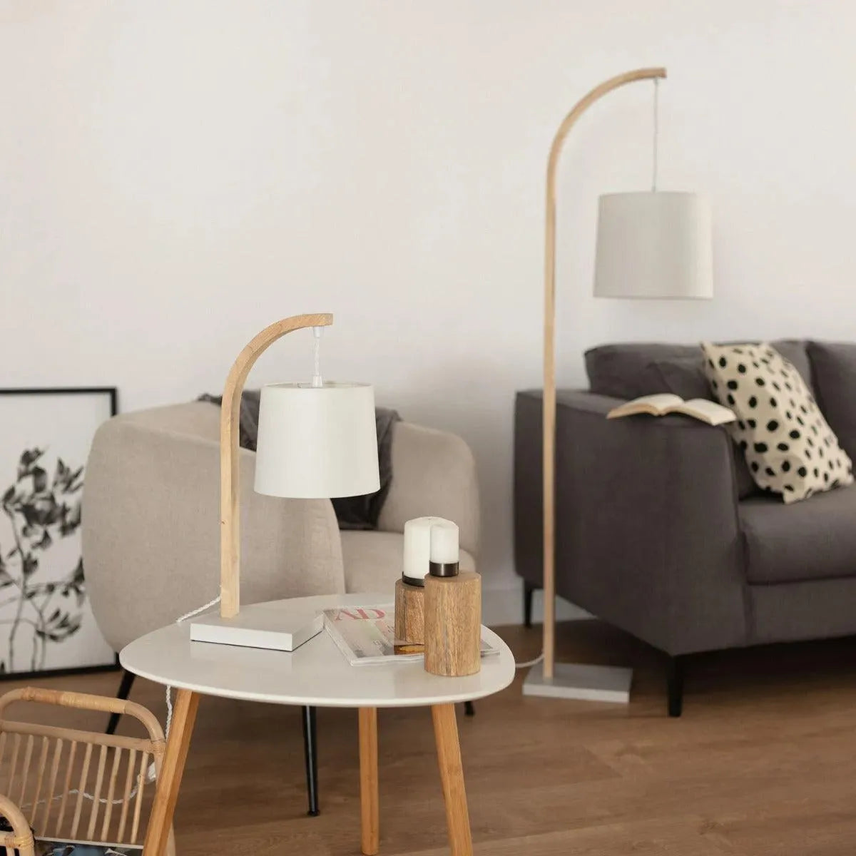 Tafellamp wit met hout E14 fitting schakelaar & stekker 'Natasja' - FOIR