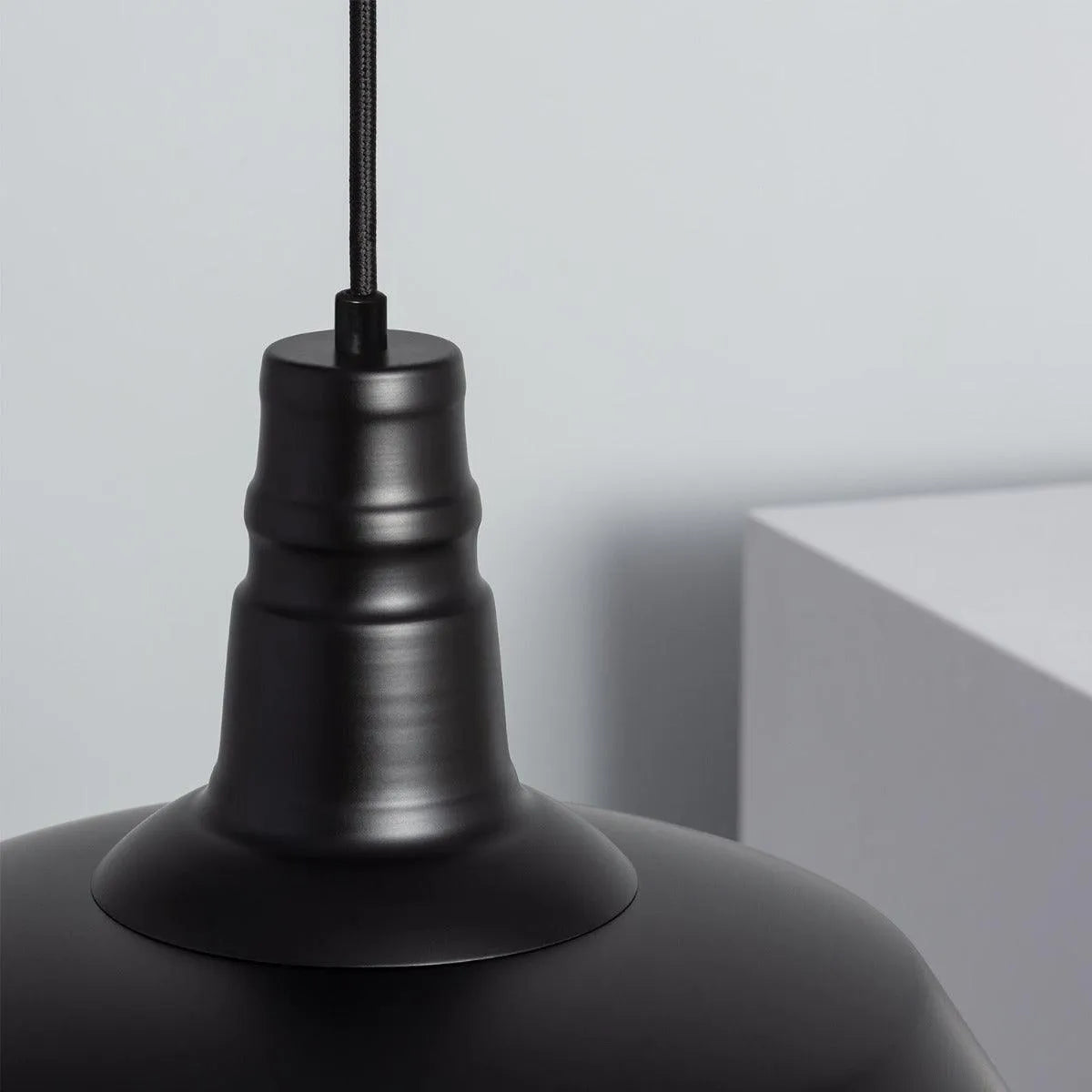 Hanglamp industrieel zwart 'Jager' E27 fitting met kooi 36 cm rond - FOIR