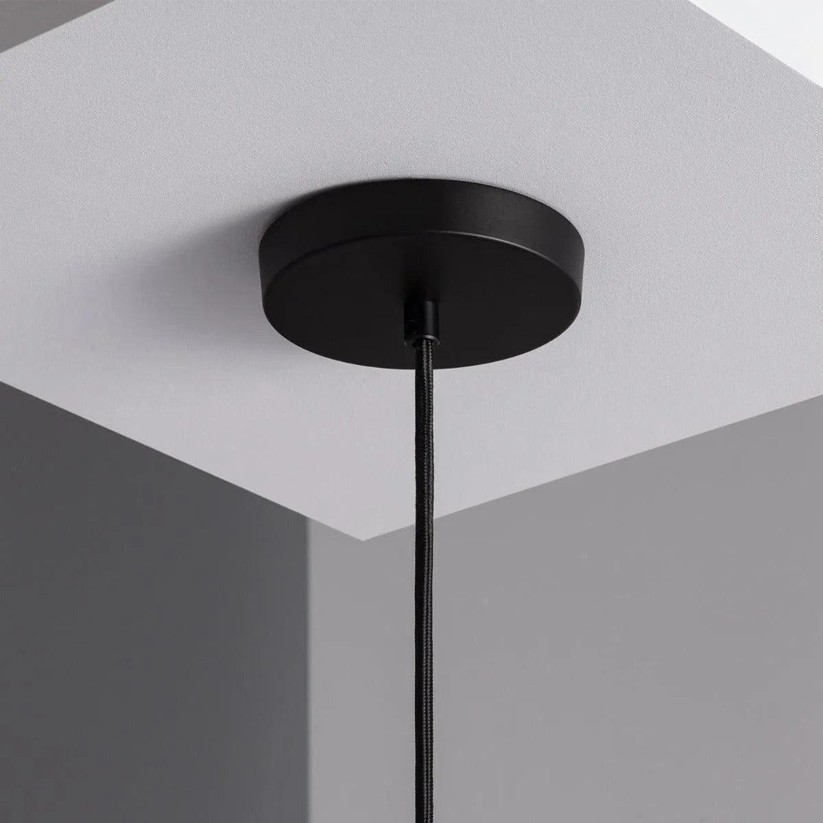 Zwarte hanglamp retro modern led lamp