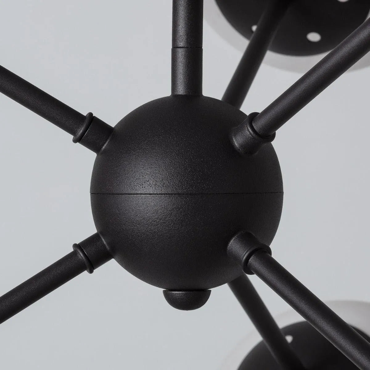 Hanglamp met meerdere opaal glas bollen