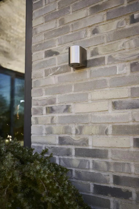 Buitenlamp gevelverlichting stainless steel up & downlighter 'Canto 2' Nordlux LED 2x6W warm wit - FOIR