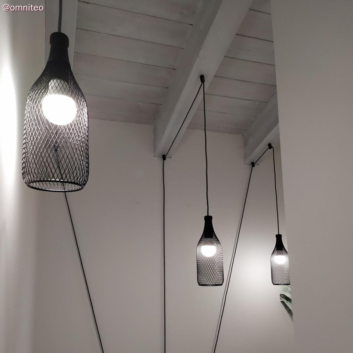 Haak plafond klein rond lamp ophangen