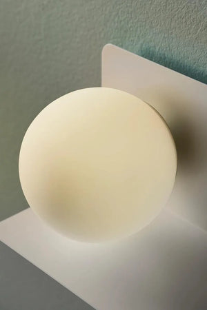 Witte wandlamp opaalglas met plankje Nordlux Lilibeth - FOIR