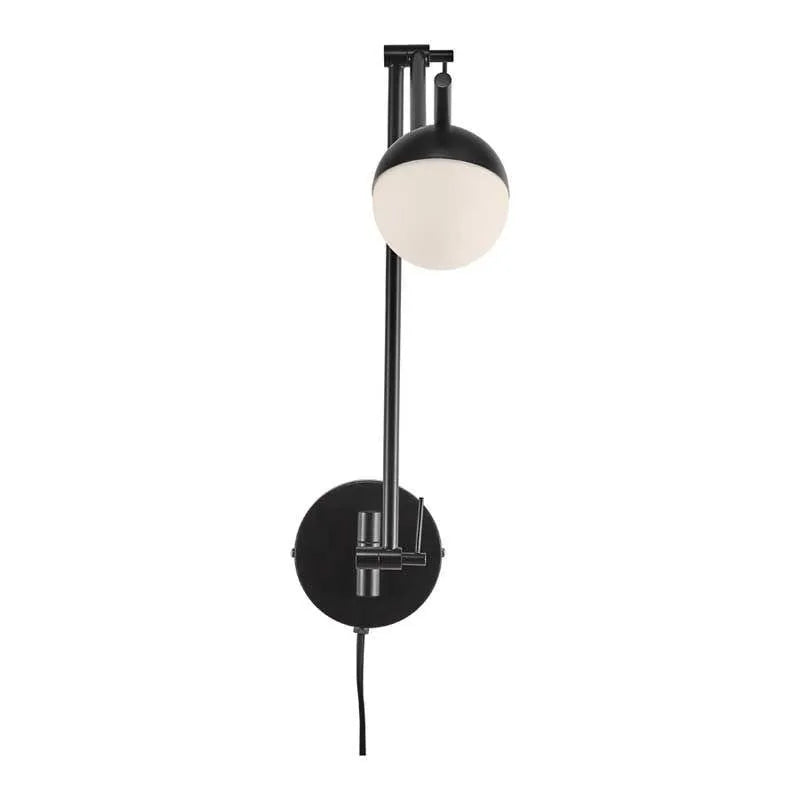 Kleine moderne wandlamp met G9 fitting gemaakt van metaal en glas. 