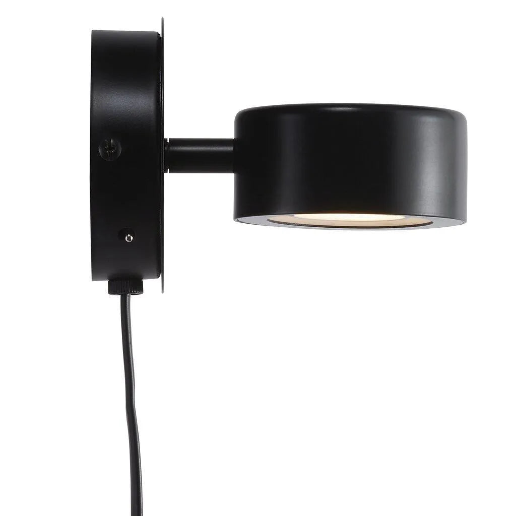 Kleine moderne wandlamp met LED lichtbron schakelaar en moodmaker. 