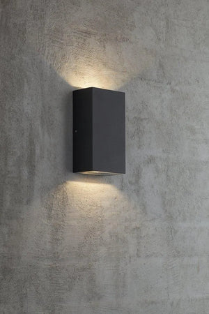 zwarte wandlamp glas en metaal met ingebouwde LED lichtbronnen Nordlux