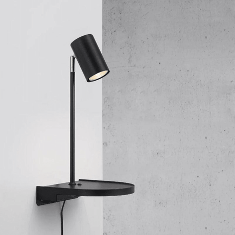 Bedlamp zwart met USB en plankje 'Cody' - FOIR