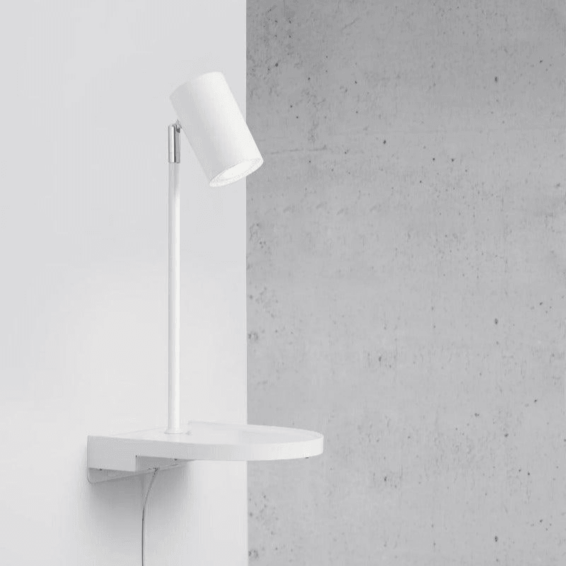 Witte wandlamp met USB schakelaar en plankje verstelbaar Nordlux Cody - FOIR