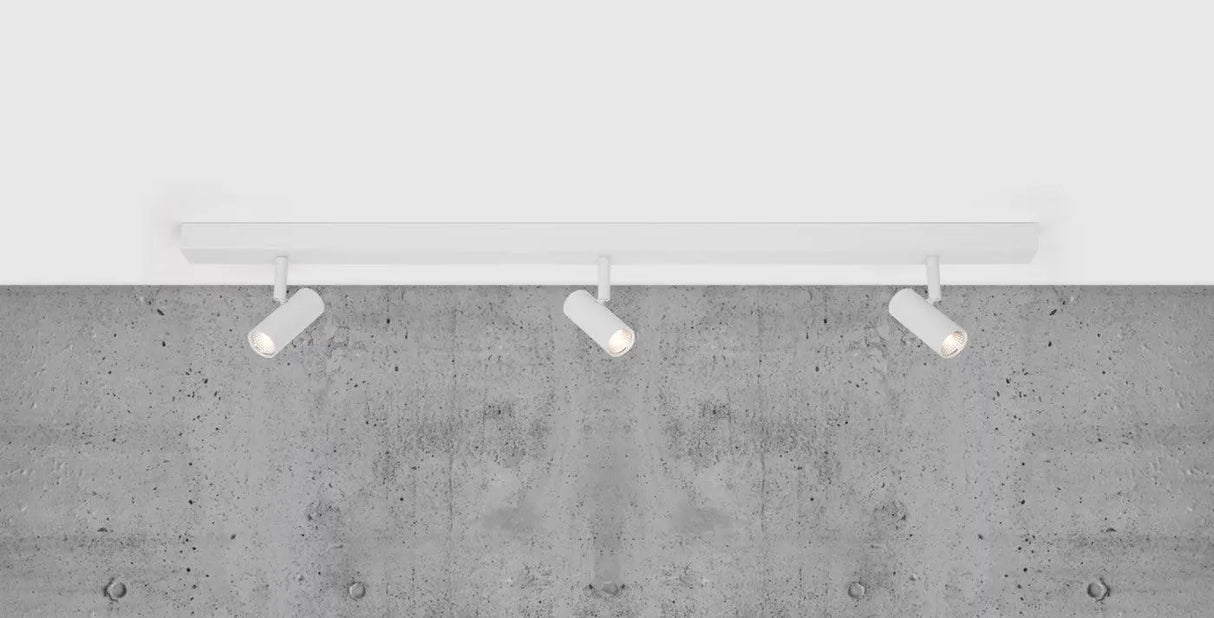 Brede witte plafondbar met 3 verstelbare LED spots 'Nordlux Omari' - FOIR