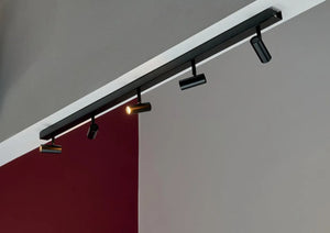 Plafondlamp zwart breed 5 verstelbare spots Nordlux 'Omari' 118 cm - FOIR
