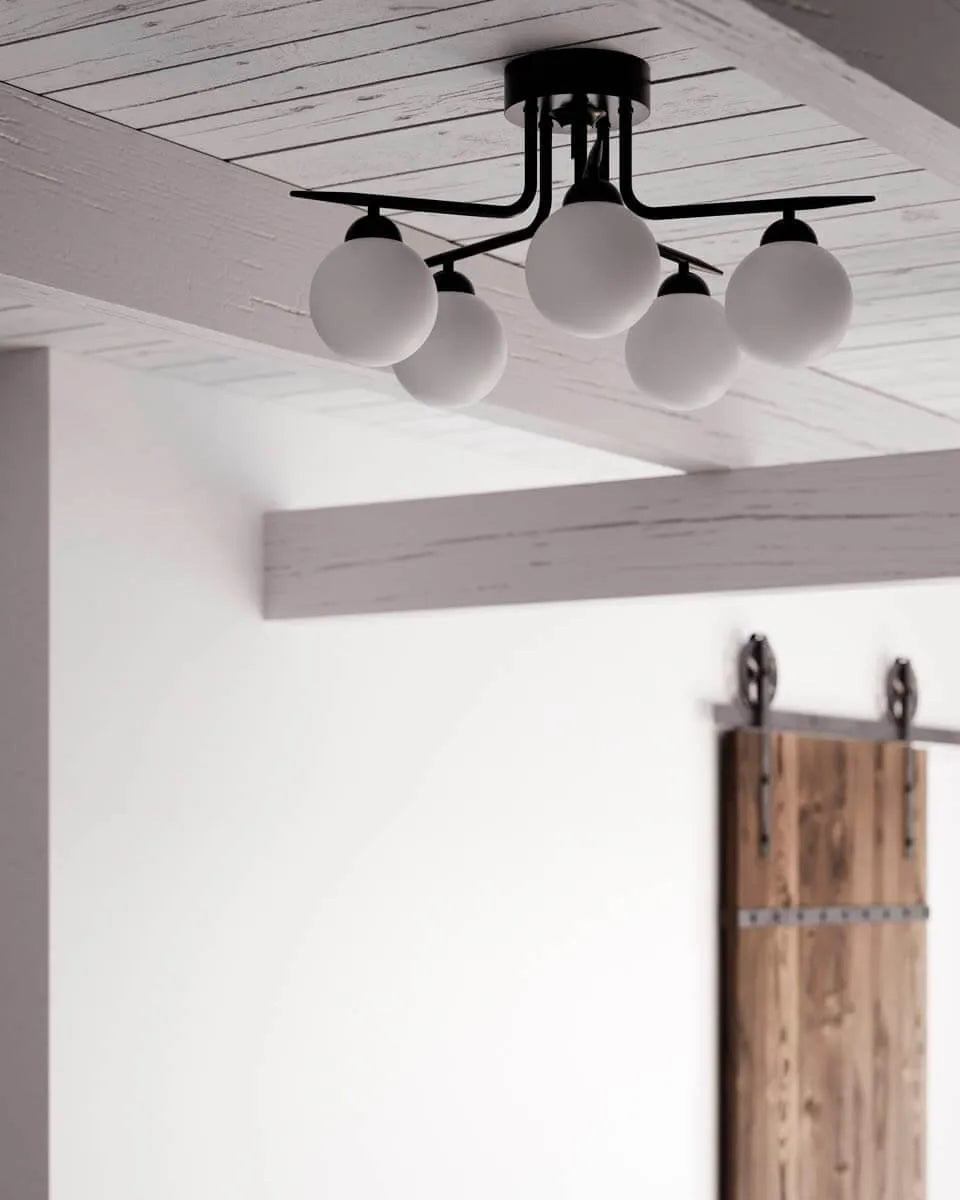 Zwarte plafondlamp met opaalglazen kappen en G9 fittingen By Rydens Punto - FOIR