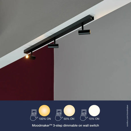 Brede zwarte plafondbar met 3 verstelbare LED spots 'Nordlux Omari' 78cm - FOIR