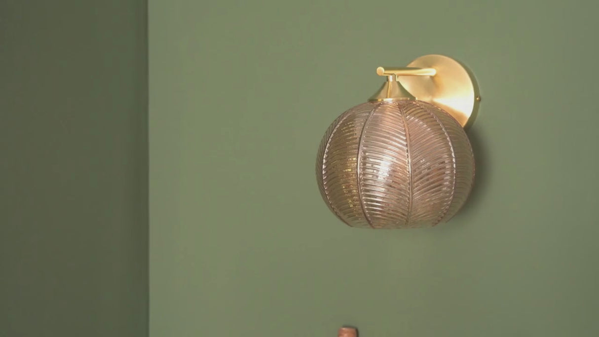 Wandlamp goud met stekker glas slaapkamer 'Xera' e14