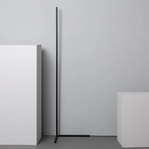 Lamp hoek staand zwart modern