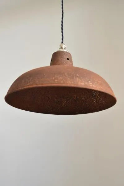 Authentieke lampenkap roest ruimte voor B22 fitting 