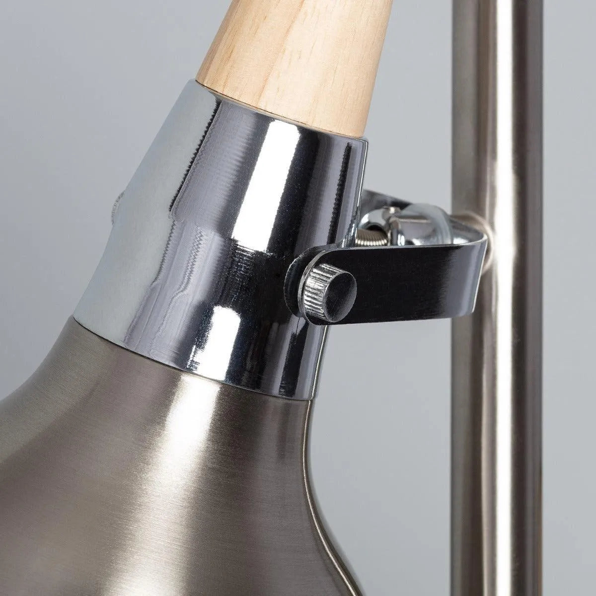 Staande lamp zilver verstelbaar hout vloerlamp modern