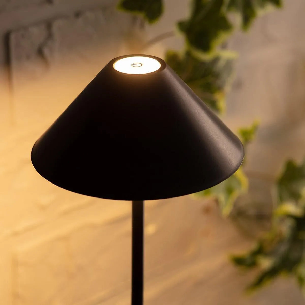 Oplaadbare tafellamp zwart modern led lamp buitenverlichting