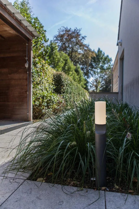 Kleine tuinlamp Lutec modern ingebouwde LED lichtbron