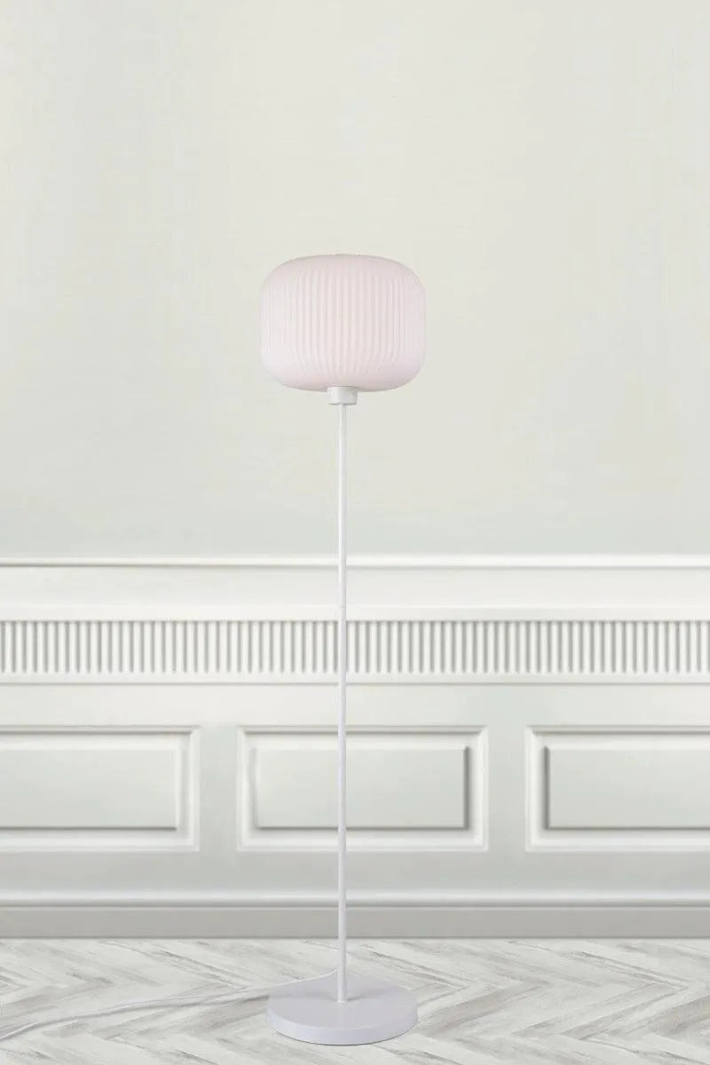 Staande lamp opaal glas e27 fitting modern Nordlux milford