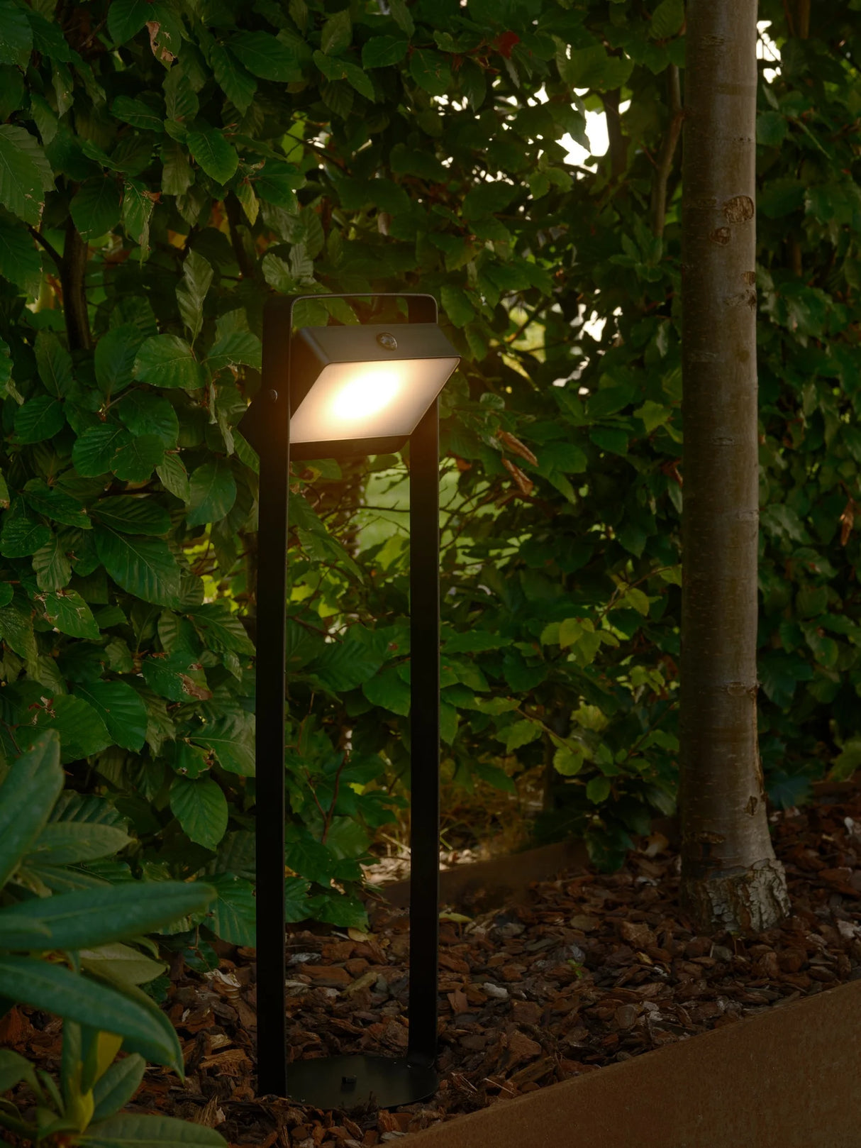 Staande lamp op zonne energie Saulio 60 cm