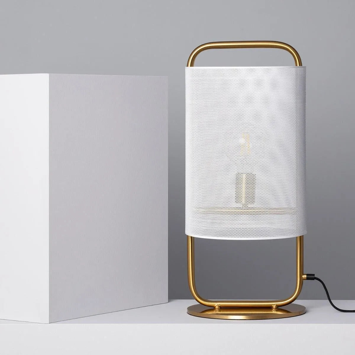 tafellamp goud wit gaas met e27 fitting en schakelaar