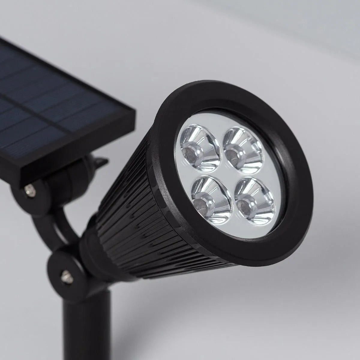 Buitenspot voor in de tuin op zonne energie led lamp verstelbaar