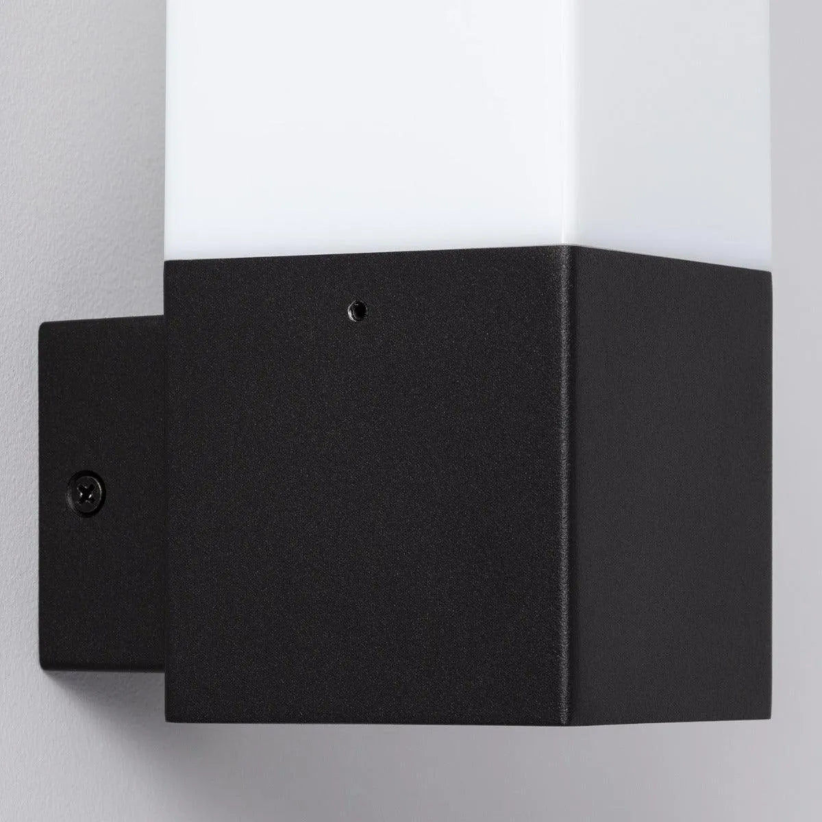 Buitenlamp zwart 'Titanium' vierkant E27 fitting wandlamp - FOIR