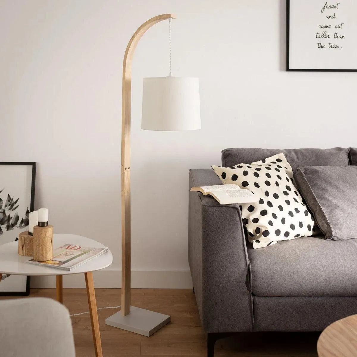 Vloerlamp hout met stoffen kap E27 fitting 'Natasja' - FOIR
