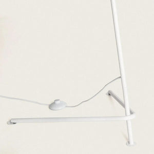 Minimalistische vloerlamp wit met E27 fitting en schakelaar 'Sebastiaan' - FOIR