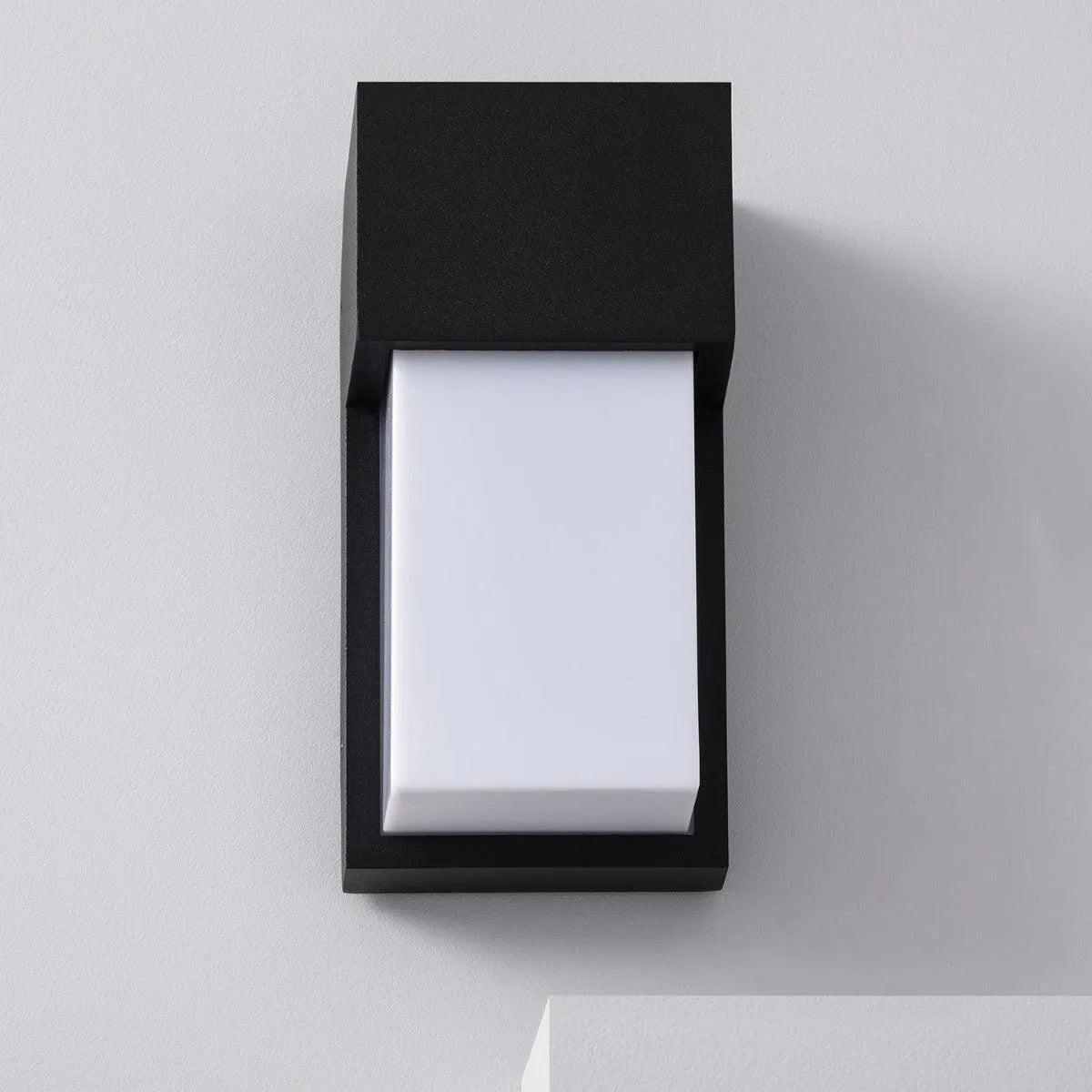 Vierkante buitenlamp zwart e27 fitting modern warm wit