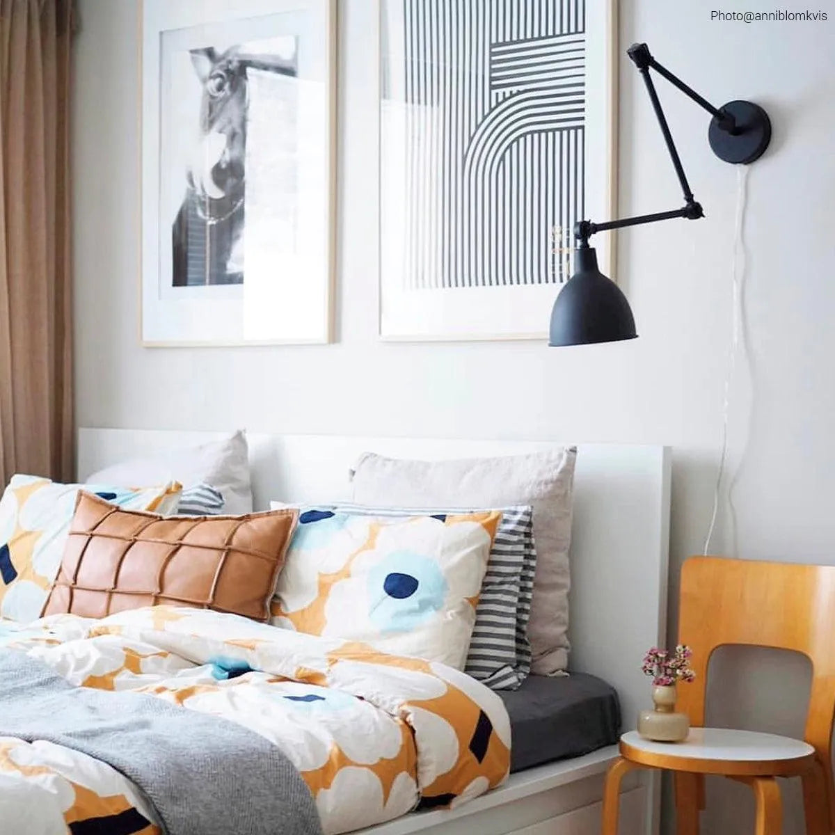 Wandlamp leeslamp verstelbaar e27 fitting modern naast bank