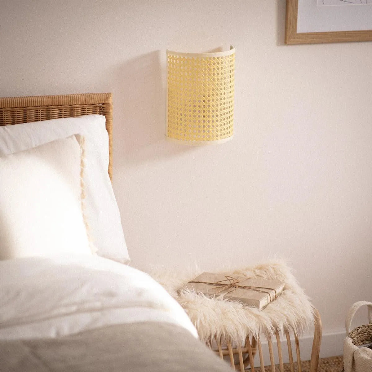 Wandlamp rotan e27 fitting voor in de slaapkamer