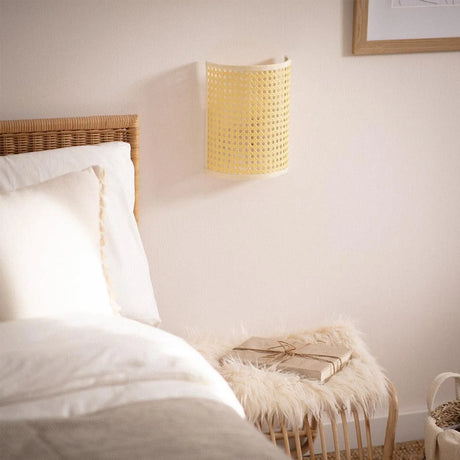 Wandlamp rotan e27 fitting voor in de slaapkamer