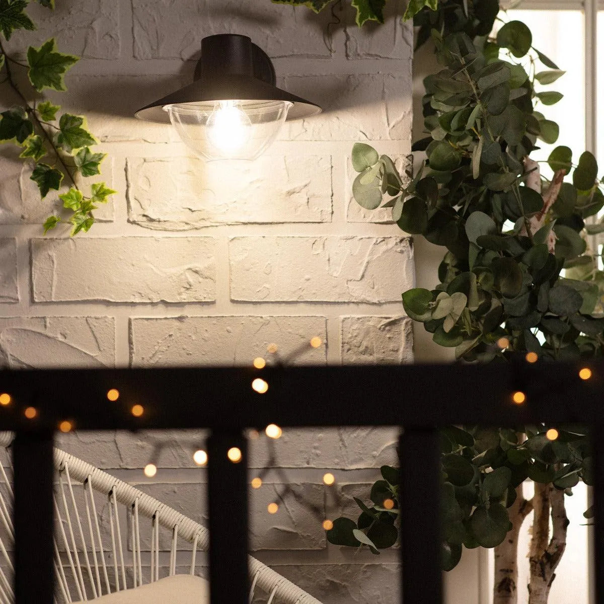 Wandlamp voordeur zwart modern