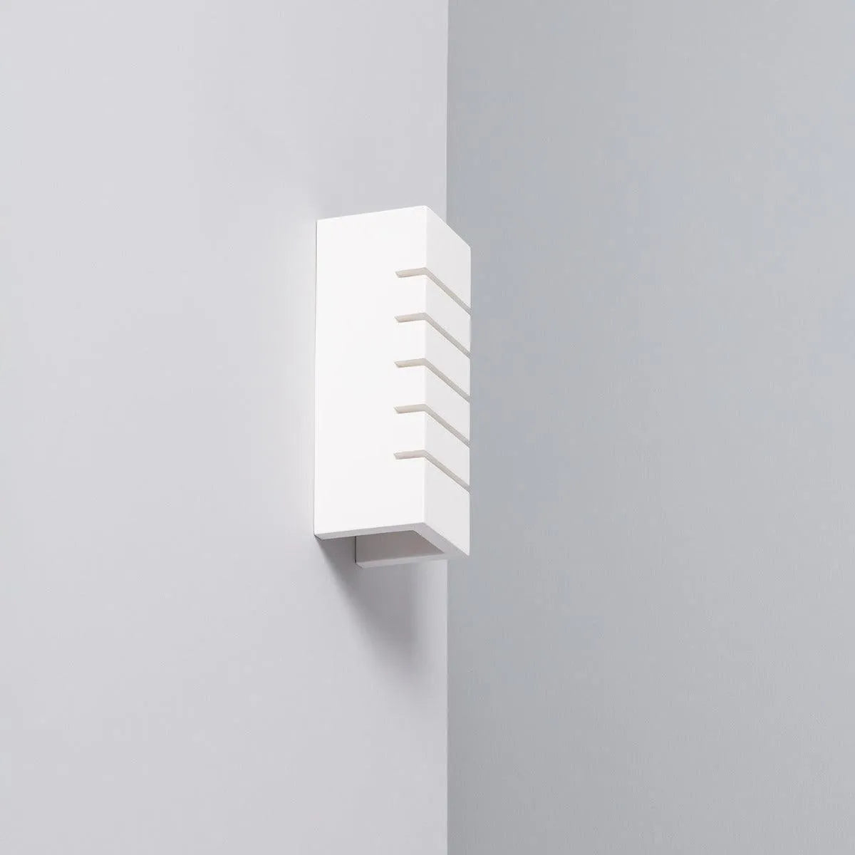 Moderne wandlamp gips