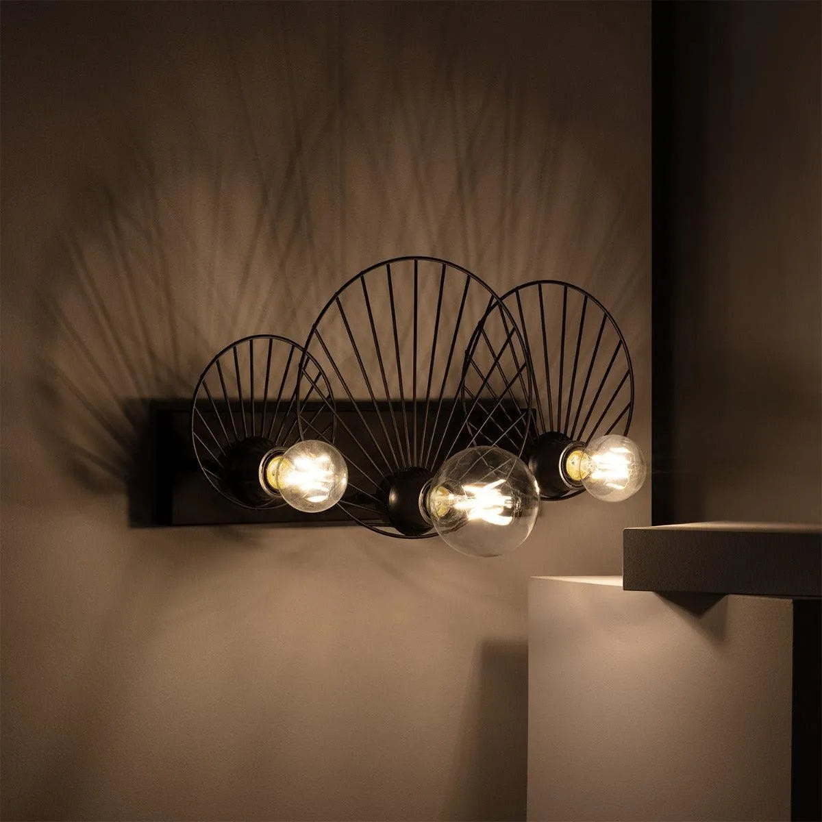 design wandlamp zwart e27 fitting zwart staal