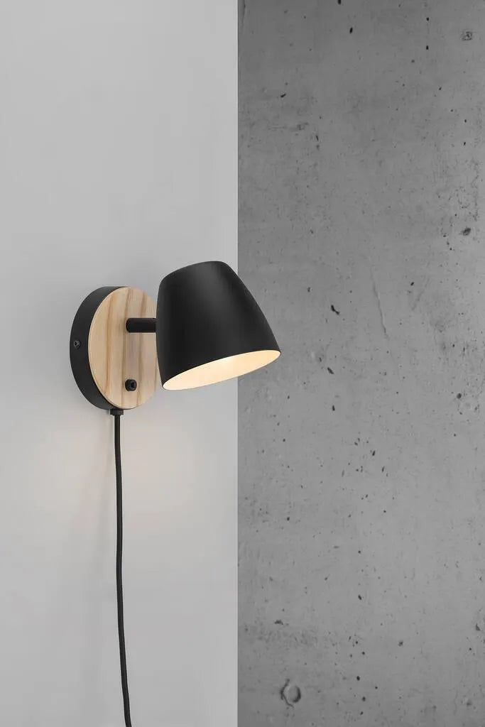 Wandlamp hout met stekker en schakelaar bedlampje