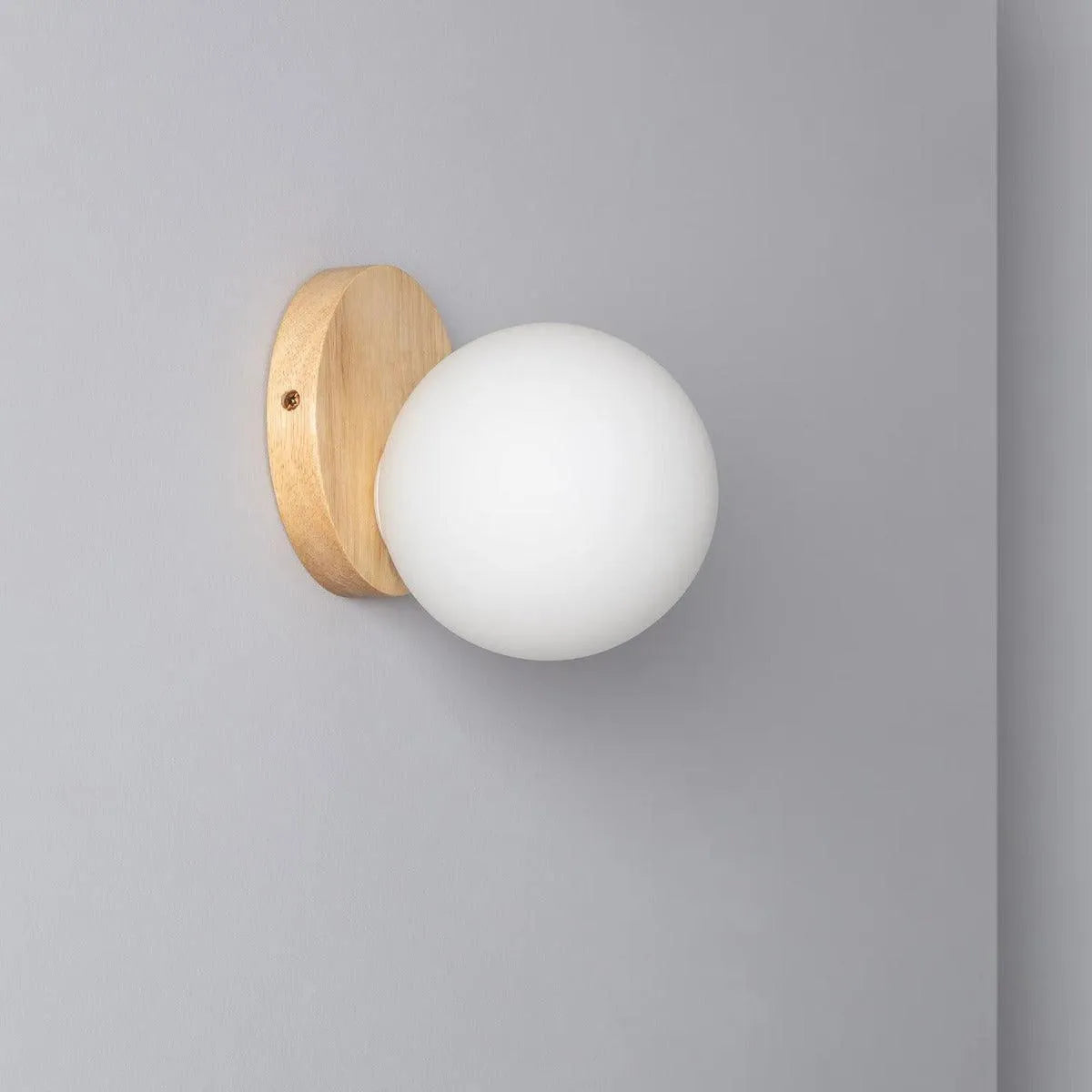 76635 wandlampje hout en opaalglas g9 fitting modern 