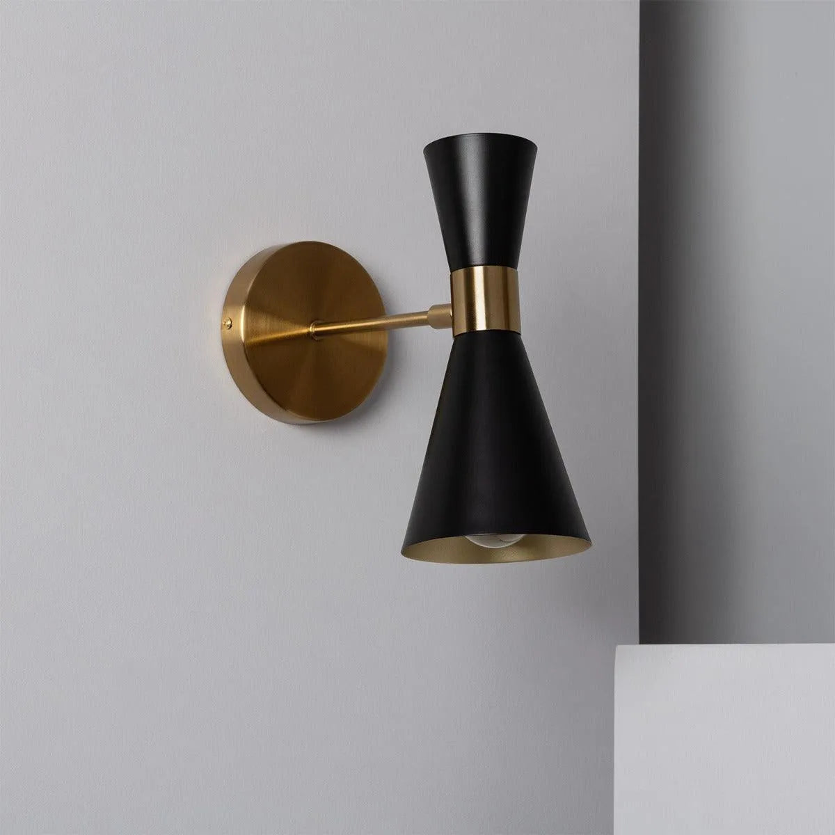 Wandlamp verstelbaar modern zwart goud 