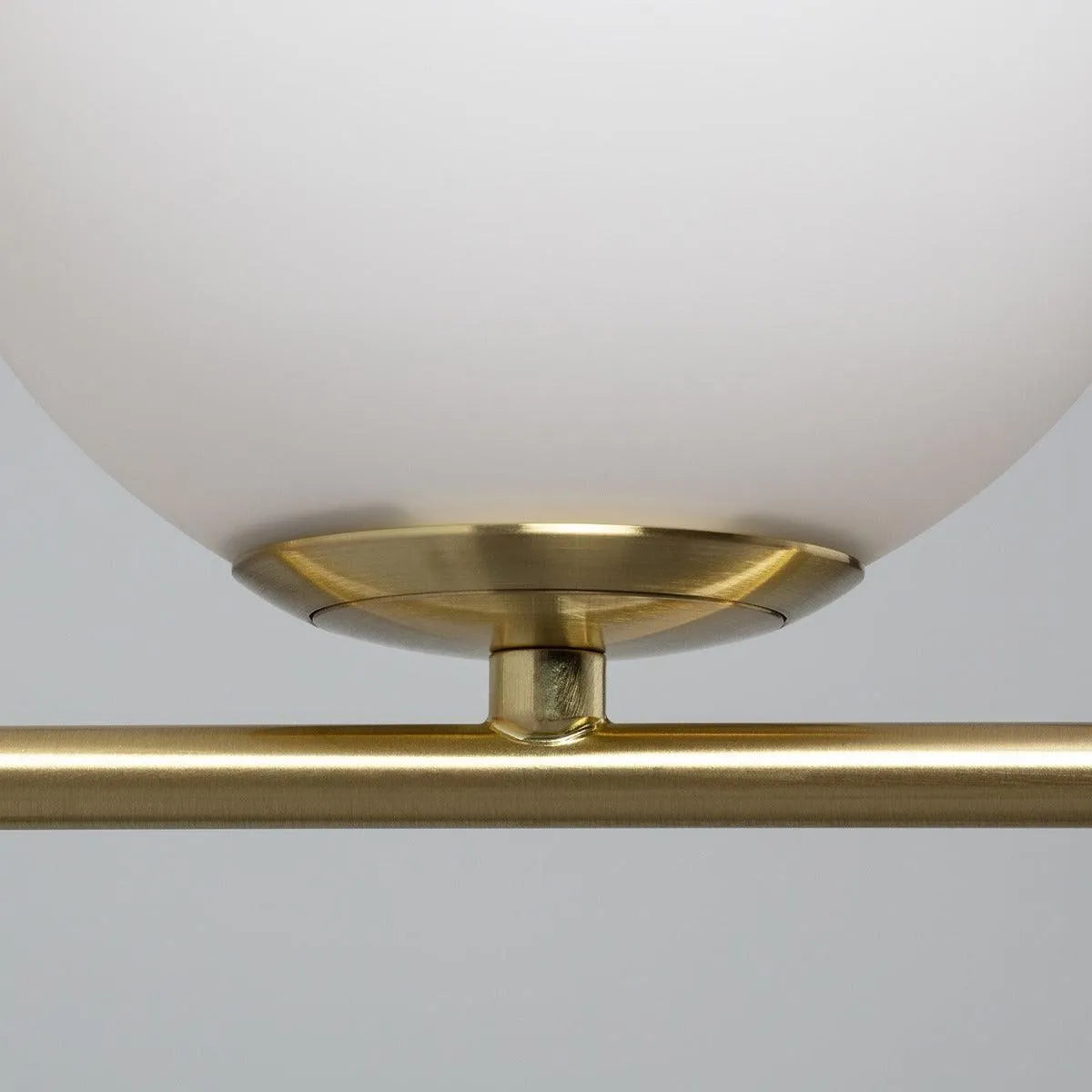 Wandlamp messing opaal glas e14 fitting