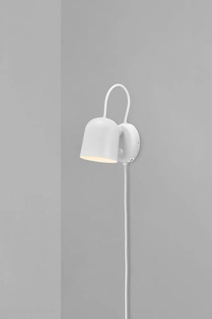 Witte wandlamp Nordlux Angle met schakelaar en USB poort