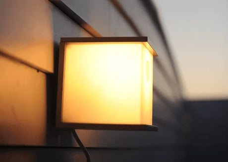 Buitenlamp donker grijs vierkant 'Box Cube' e27 IP44 fitting vierkant 17 cm - FOIR
