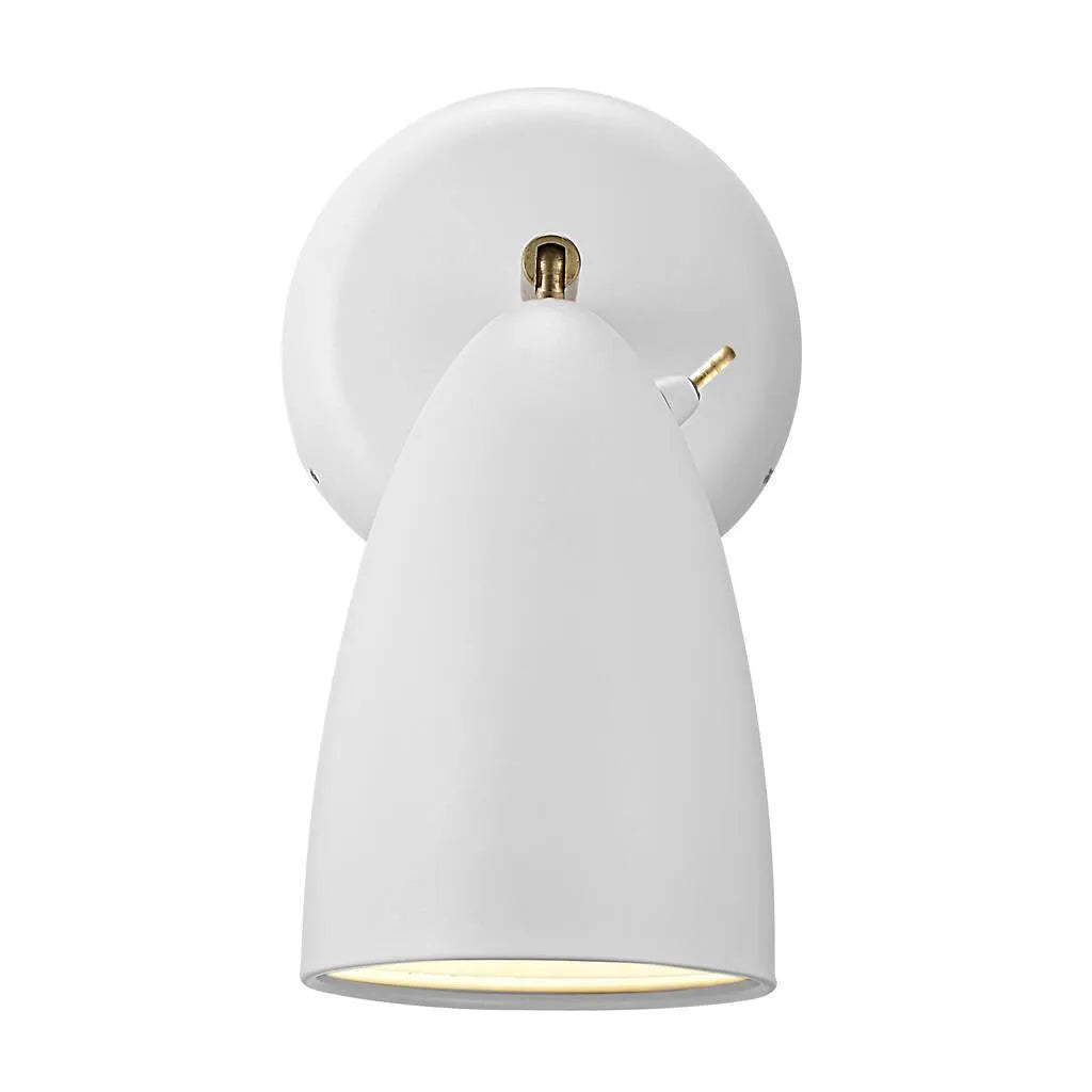 Wandlamp met stekker en schakelaar voor slaapkamer modern