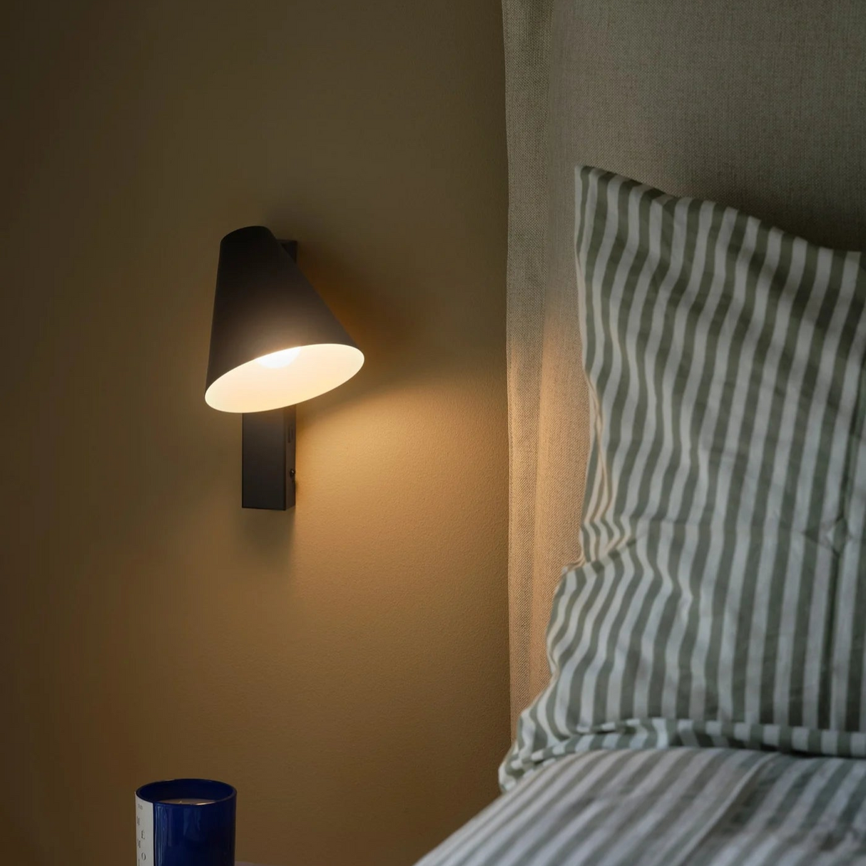 Wandlamp slaapkamer met USB Wilmer zwart