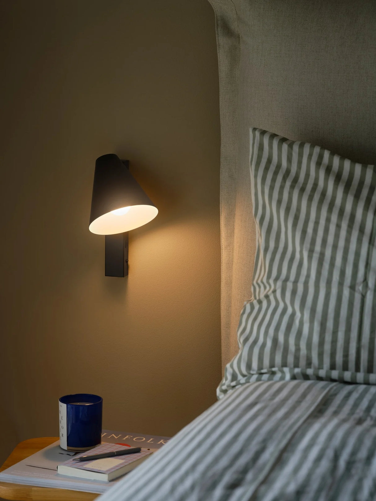 Wandlamp slaapkamer met USB Wilmer zwart