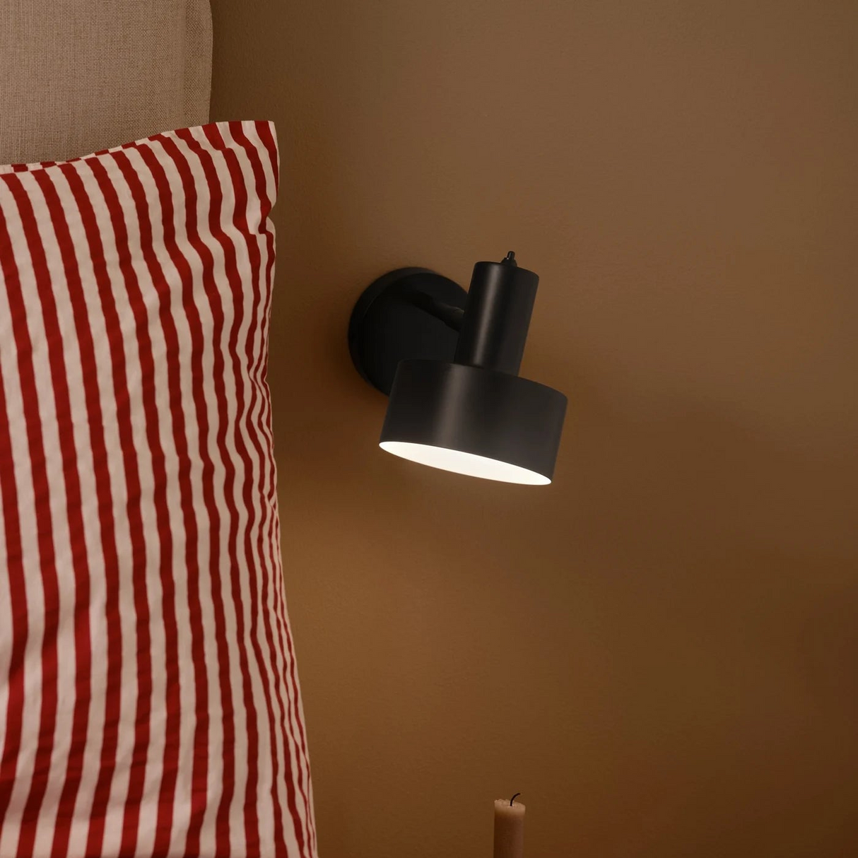 Wandlamp zwart verstelbaar Matis metaal e27