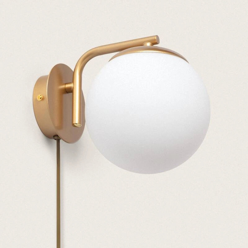 Wandlamp goud opaal glas met stekker 'Moon' e14